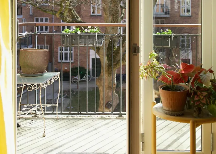 Colourful In The Heart Of Norrebro Apartment Copenhagen